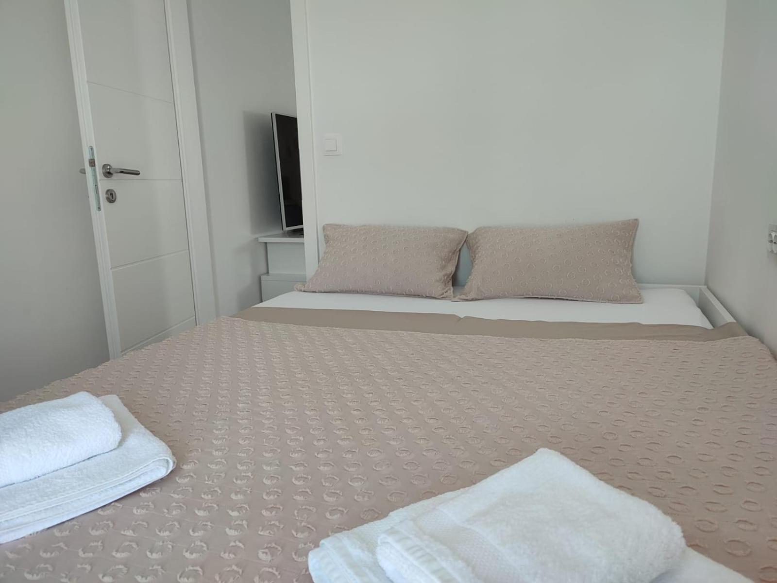 Apartment Sunrise Mandre Dış mekan fotoğraf